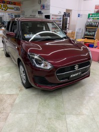 店内展示車は…
